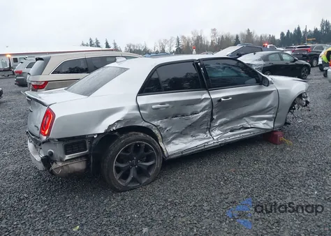 2021 Chrysler 300 300S z USA, uszkodzony, nr VIN 2C3CCABT5MH554772